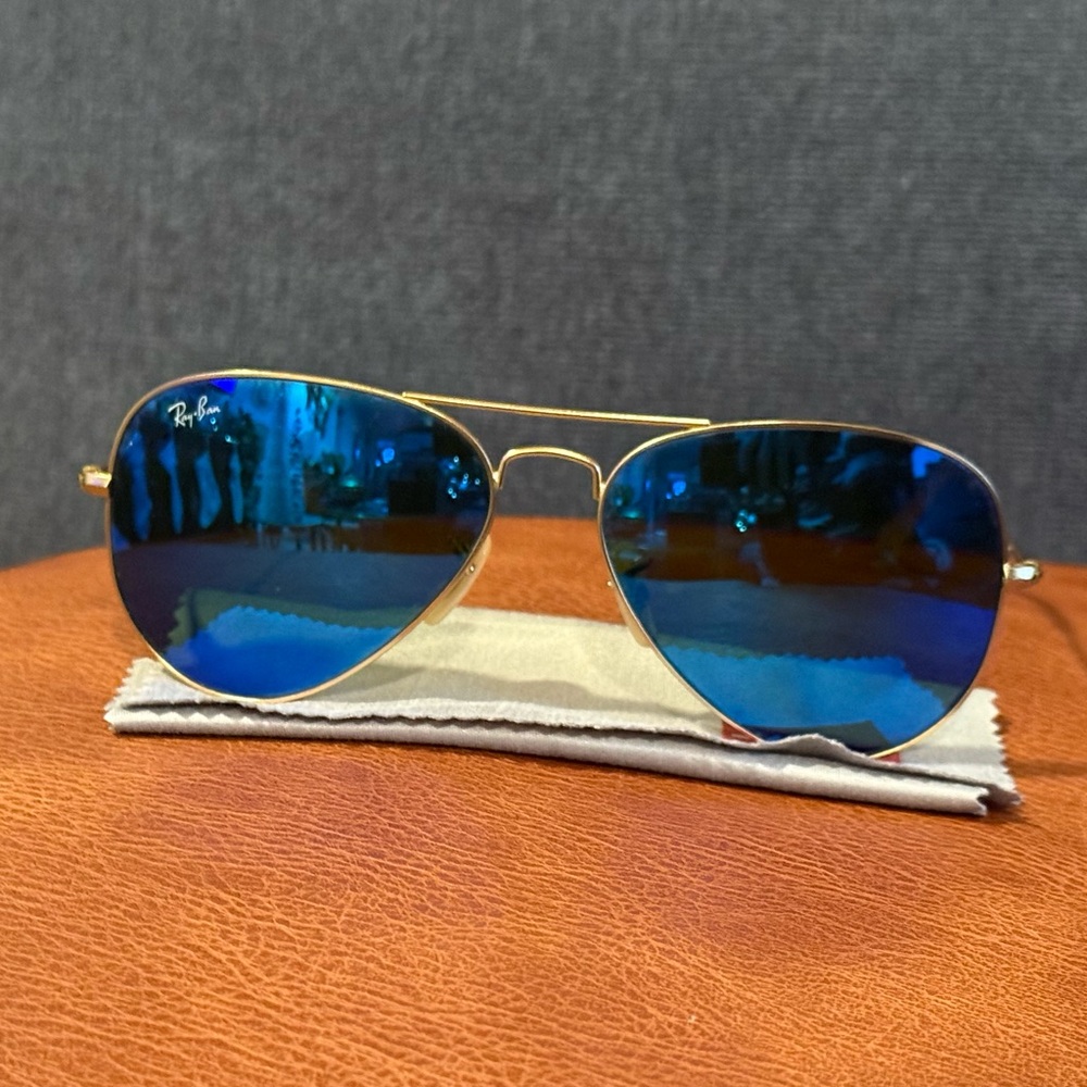 Ray-Ban Gold Frame Aviator Sunglasses with Blue Lenses